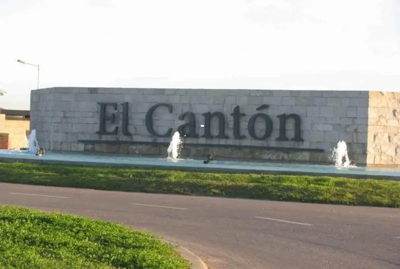 Casa en venta · El Cantón, Escobar, GBA Norte, Provincia de Buenos Aires Casa en venta · El Cantón, Escobar, GBA Norte, Provincia de Buenos Aires