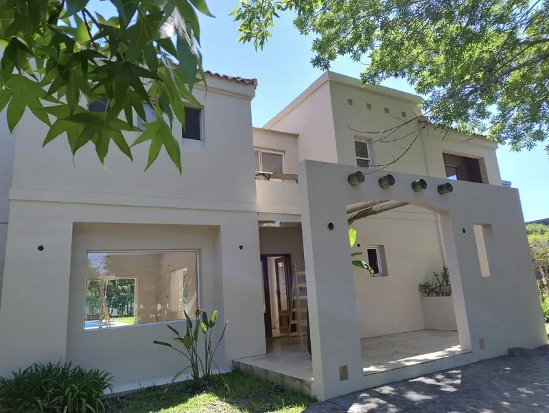 Casa en venta · Saint Matthew´s, Pilar, GBA Norte, Provincia de Buenos Aires Casa en venta · Saint Matthew´s, Pilar, GBA Norte, Provincia de Buenos Aires