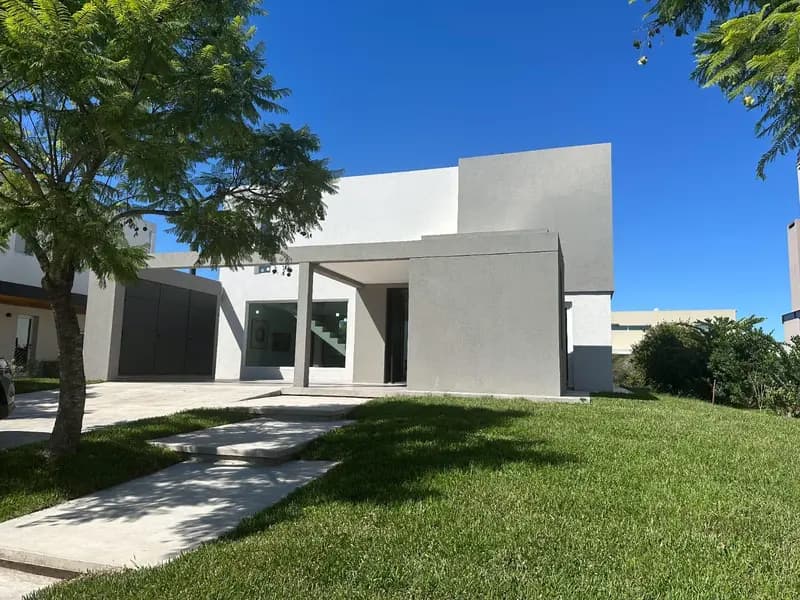 Casa en venta · Puertos del Lago Vistas, Tigre, GBA Norte, Provincia de Buenos Aires Casa en venta · Puertos del Lago Vistas, Tigre, GBA Norte, Provincia de Buenos Aires