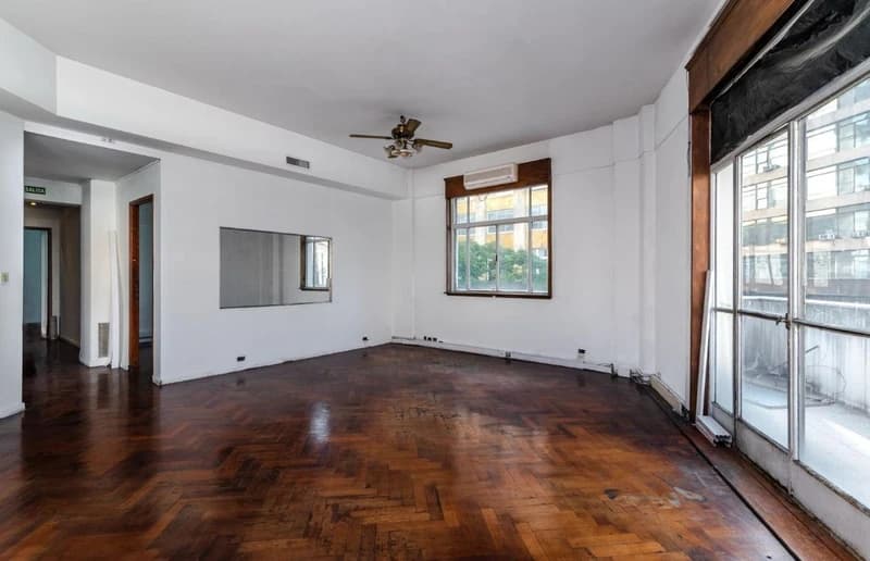 Oficina en venta · Monserrat, CABA Oficina en venta · Monserrat, CABA