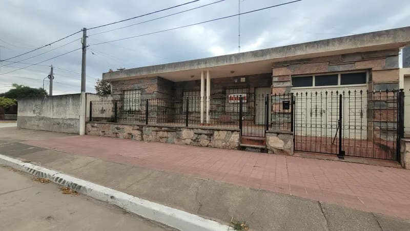 Casa en venta · Oncativo, Río Segundo, Córdoba Casa en venta · Oncativo, Río Segundo, Córdoba