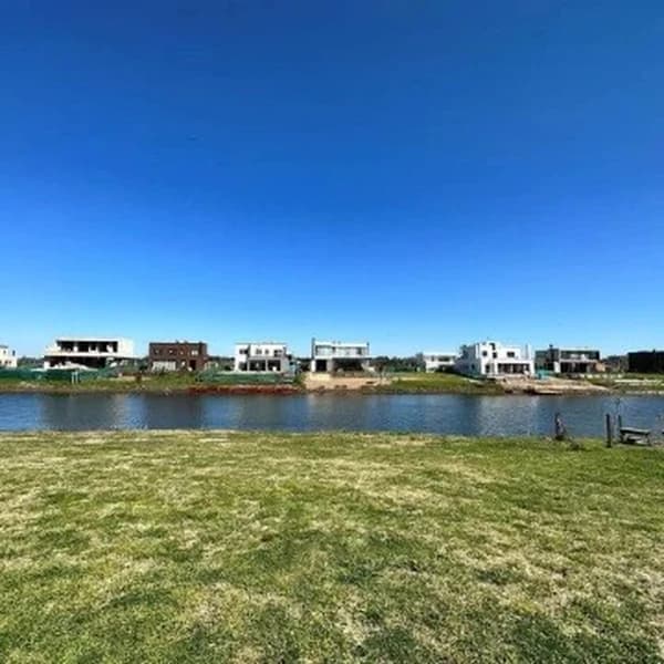 Terreno en venta · El Naudir, Escobar, GBA Norte, Provincia de Buenos Aires Terreno en venta · El Naudir, Escobar, GBA Norte, Provincia de Buenos Aires