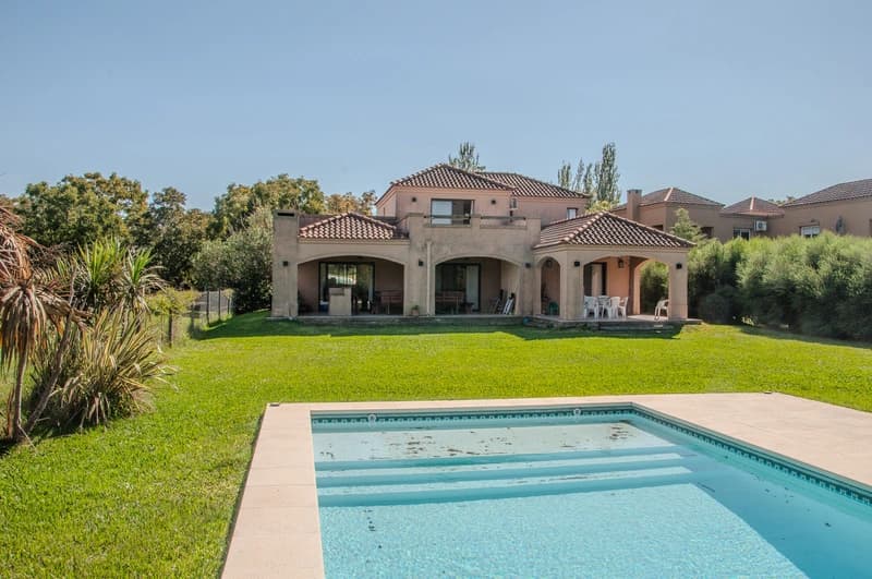 Casa en venta · Dique Luján, Tigre, GBA Norte, Provincia de Buenos Aires Casa en venta · Dique Luján, Tigre, GBA Norte, Provincia de Buenos Aires