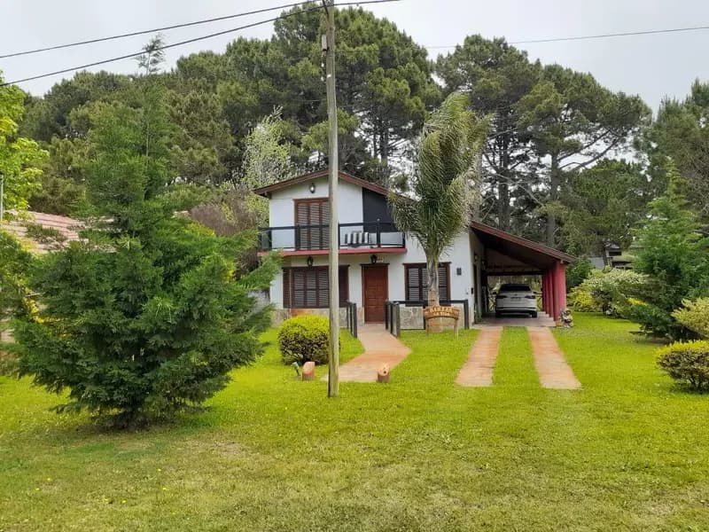 Casa en venta · Costa del Este, La Costa, Costa Atlántica, Provincia de Buenos Aires Casa en venta · Costa del Este, La Costa, Costa Atlántica, Provincia de Buenos Aires